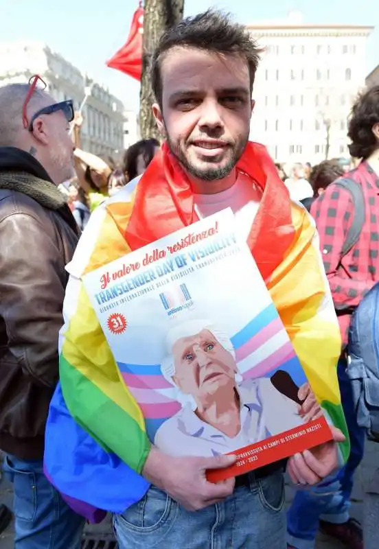 manifestazione per i diritti delle giovani persone transgender  foto di bacco (2)