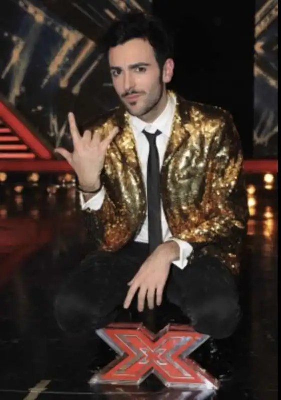 marco mengoni x factor.  