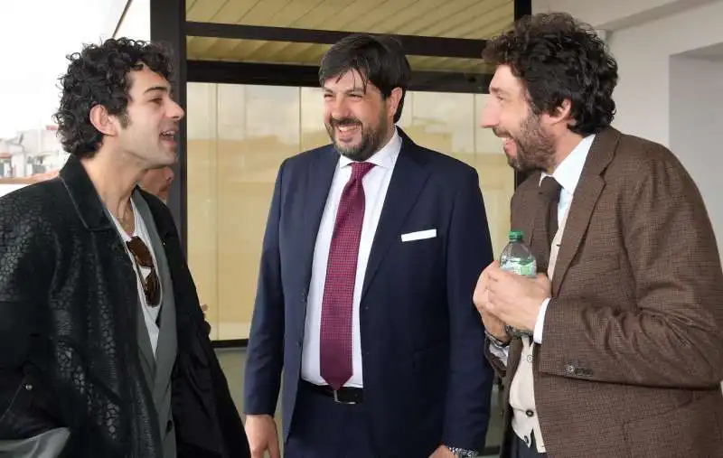 massimiliano caiazzo  lorenzo leone  alessio acomanni  foto di bacco