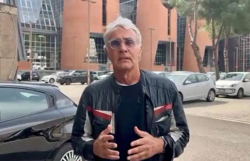 MASSIMO GILETTI FUORI DALLA PROCURA DI FIRENZE