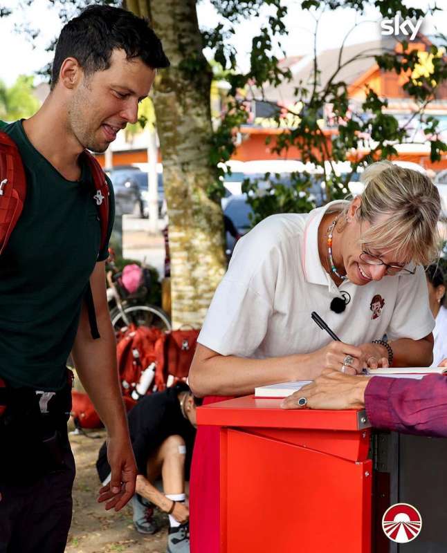 matteo giunta. federica pellegrini pechino express