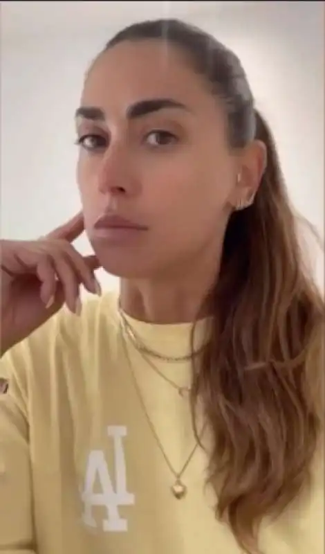 melissa satta su instagram contro gli hater    6