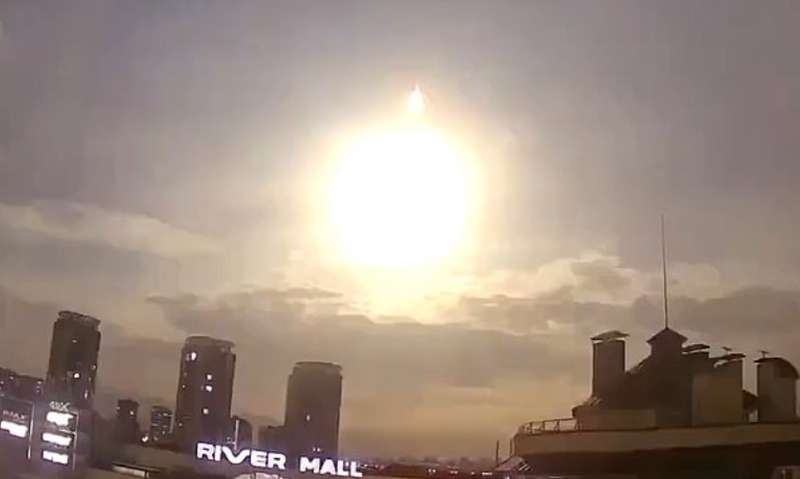 meteorite nel cielo di kiev 2