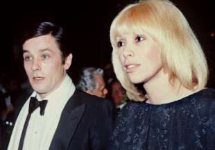 mireille darc alain delon 1