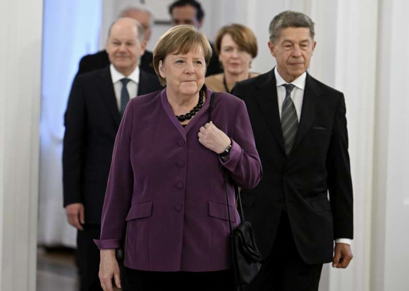 olaf scholz angela merkel joachim sauer