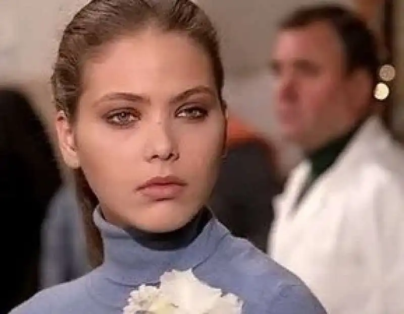 ornella muti giallo napoletano 