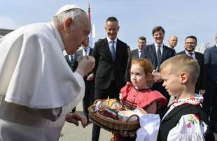 papa francesco a budapest