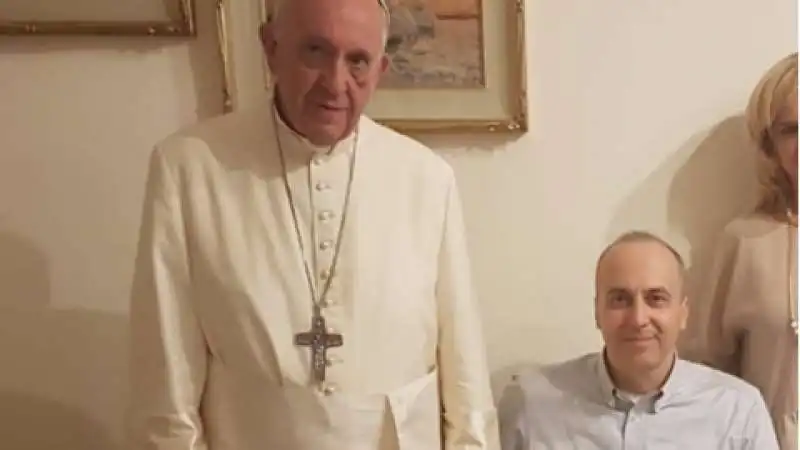 PAPA FRANCESCO CON MICHELE FERRI  1