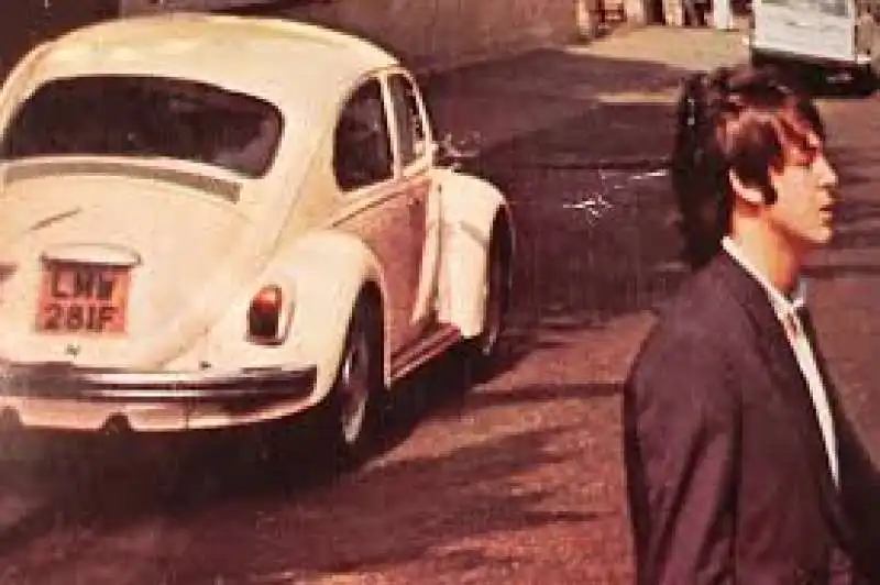 paul mccartney targa auto su abbey road cover