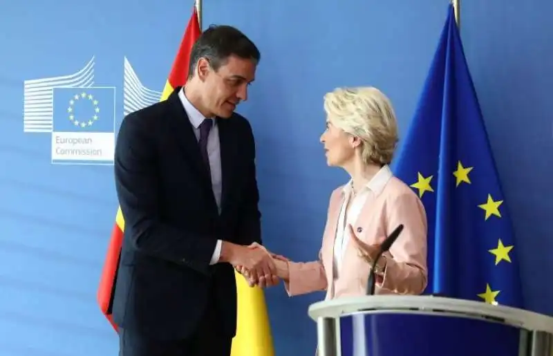 pedro sanchez e ursula von der leyen