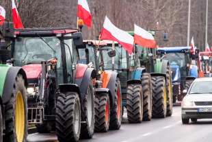 PROTESTE DEGLI AGRICOLTORI IN POLONIA