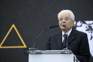 sergio mattarella visita il museo di auschwitz 4