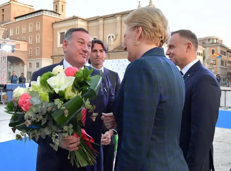 spyros capralos alessandro onorato andrzej duda  agata korhauser duda  foto di bacco