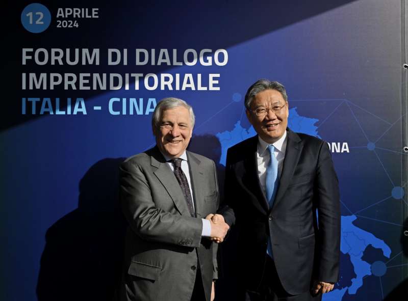 antonio tajani wang wentao forum di dialogo imprenditoriale italia cina