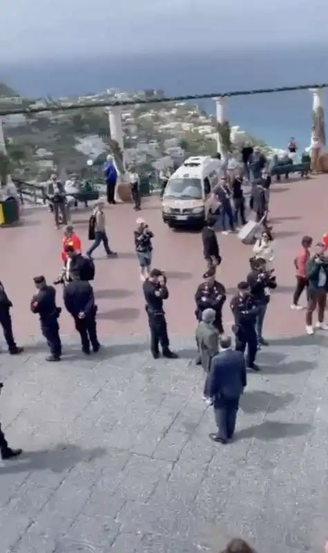 arrivo delle delegazioni e della polizia a capri per il g7   3