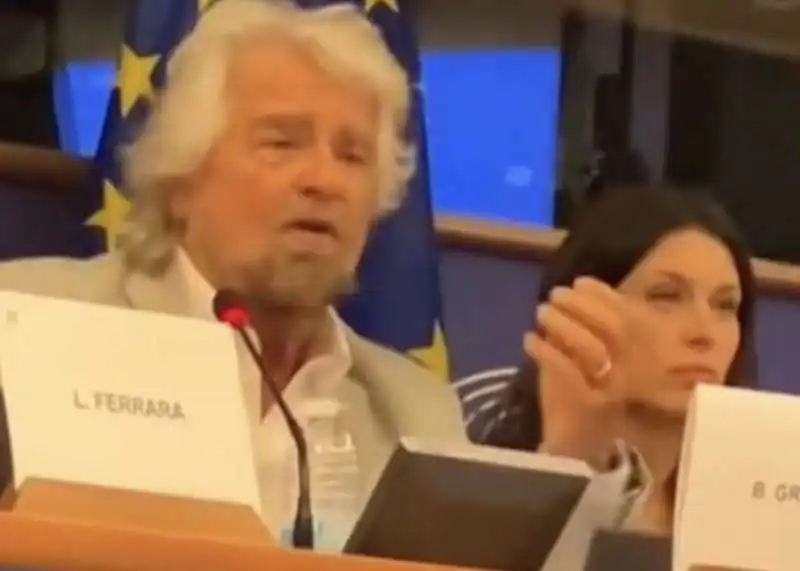 BEPPE GRILLO A BRUXELLES 