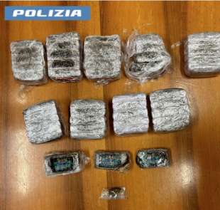 CANDELOTTI CON COCAINA SEQUESTRATI A ROMA