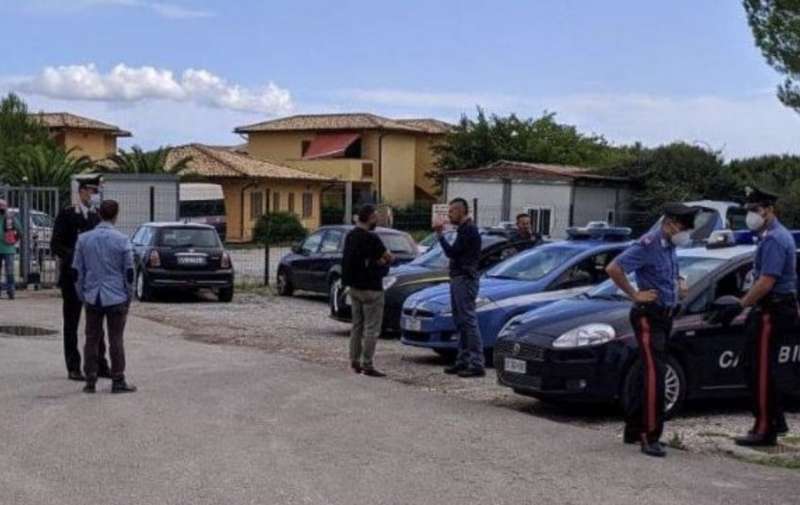 CARABINIERI ALLA CARAVELLA - PIOMBINO