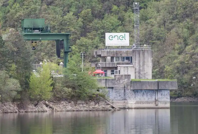 centrale idroelettrica di bargi   diga di suviana