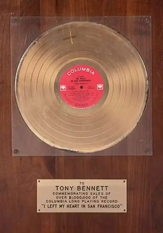 cimeli di tony bennett all'asta  5