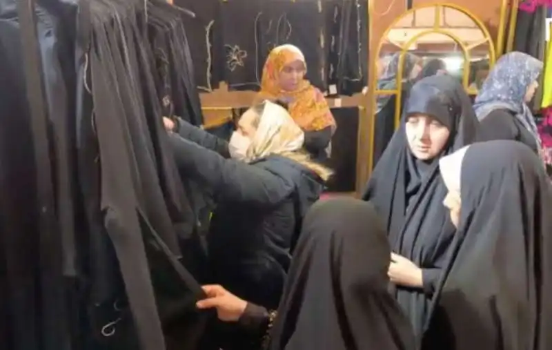 fiera dell'hijab e della castita a teheran 5