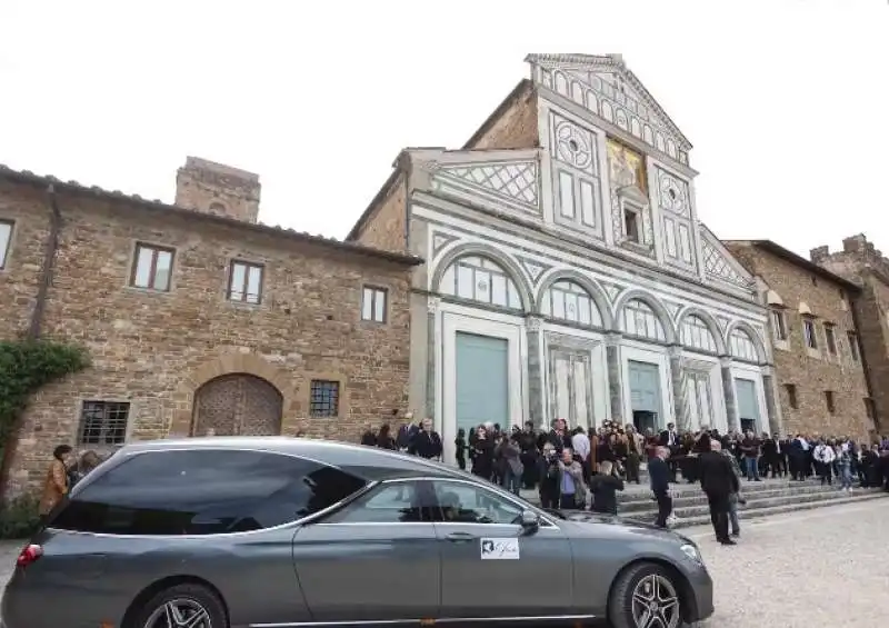 funerale roberto cavalli 1