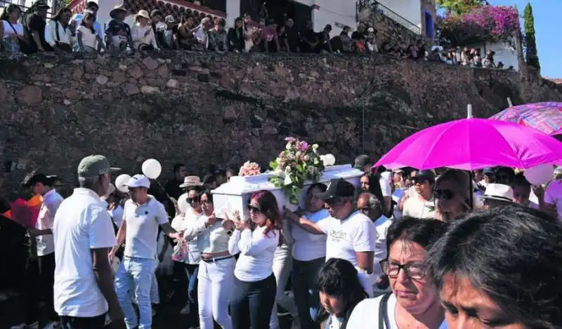 FUNERALI DI CAMILA GOMEZ 