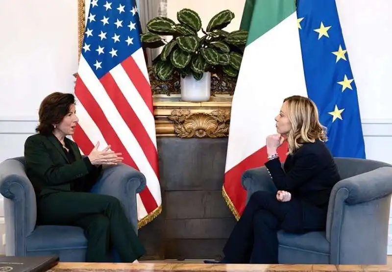 GIORGIA MELONI INCONTRA GINA RAIMONDO A PALAZZO CHIGI 