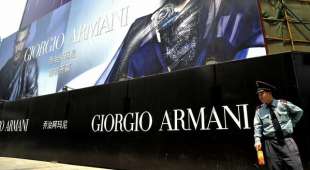 giorgio armani in cina