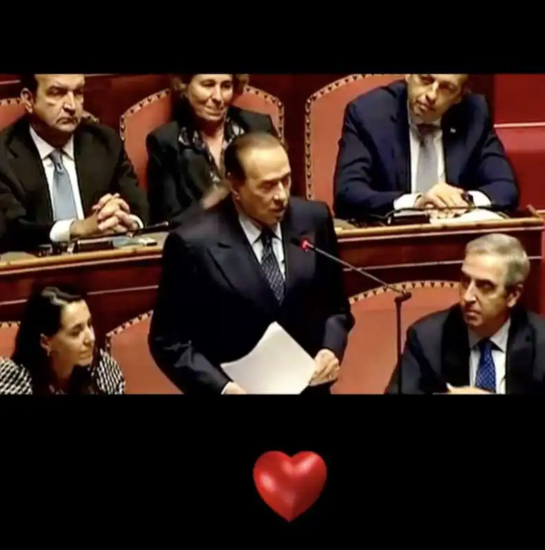 il video di berlusconi pubblicato da marta fascina su instagram il 25 aprile   4