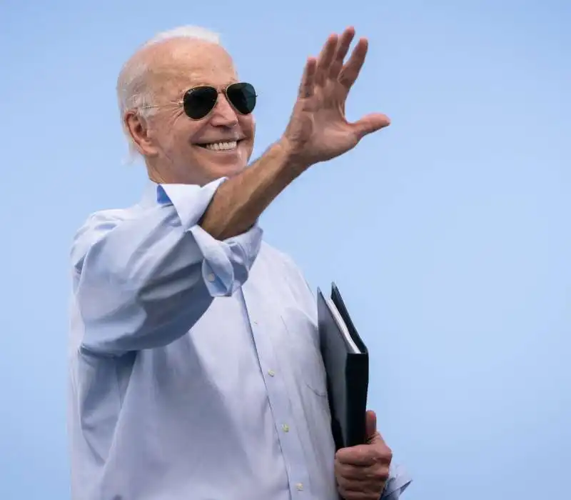 JOE BIDEN 