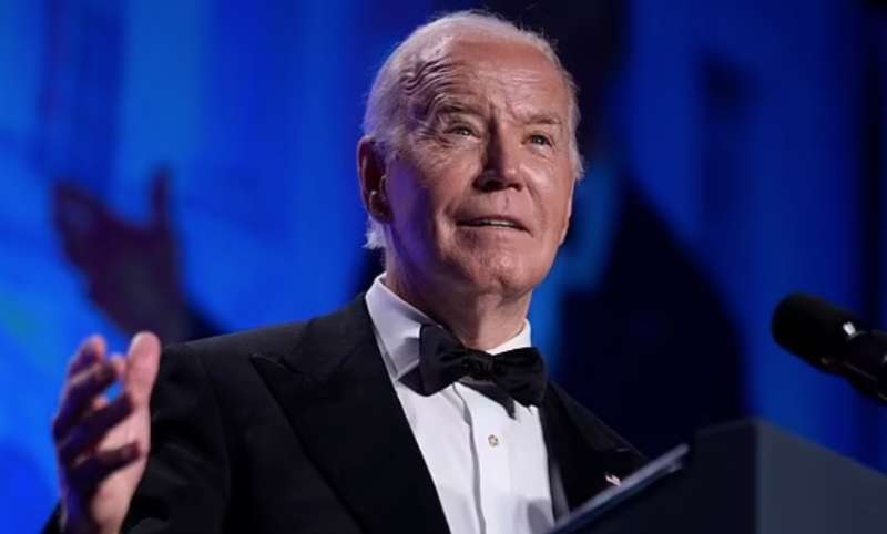 Joe biden alla cena dei corrispondenti 2024 - Dago fotogallery