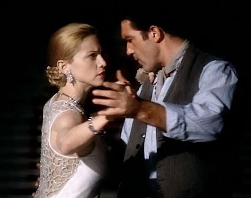 MADONNA ANTONIO BANDERAS - EVITA