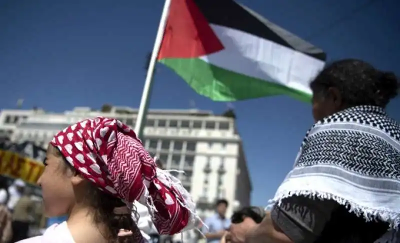 manifestazione pro palestina al cairo 