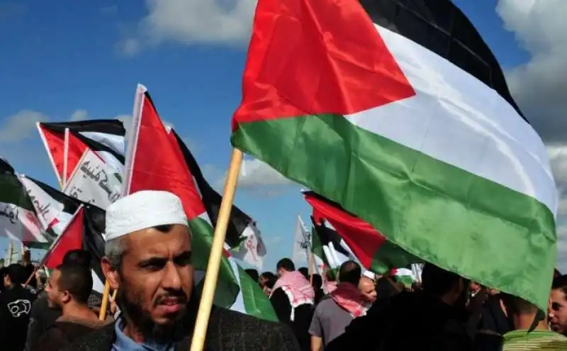 manifestazione pro palestina al cairo 