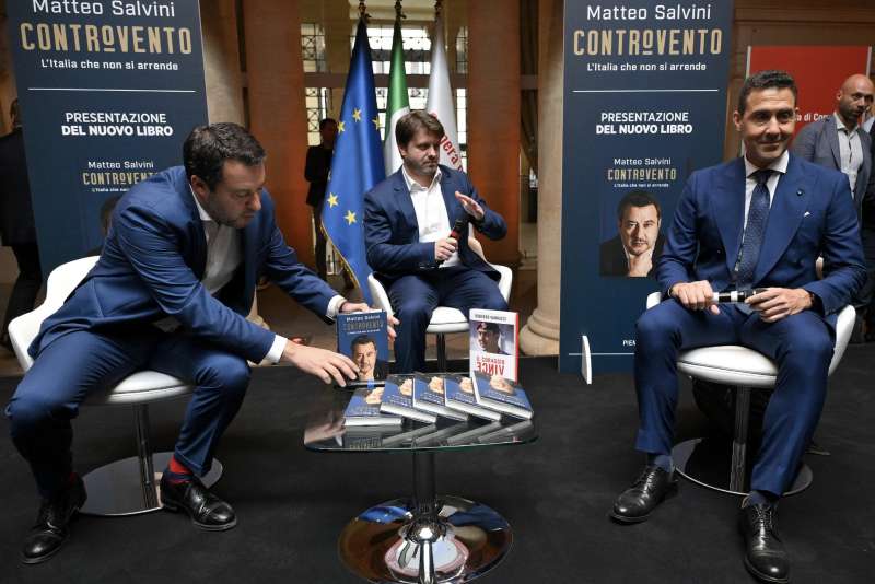 matteo salvini giovanni sallusti roberto vannacci presentazione del libro controvento