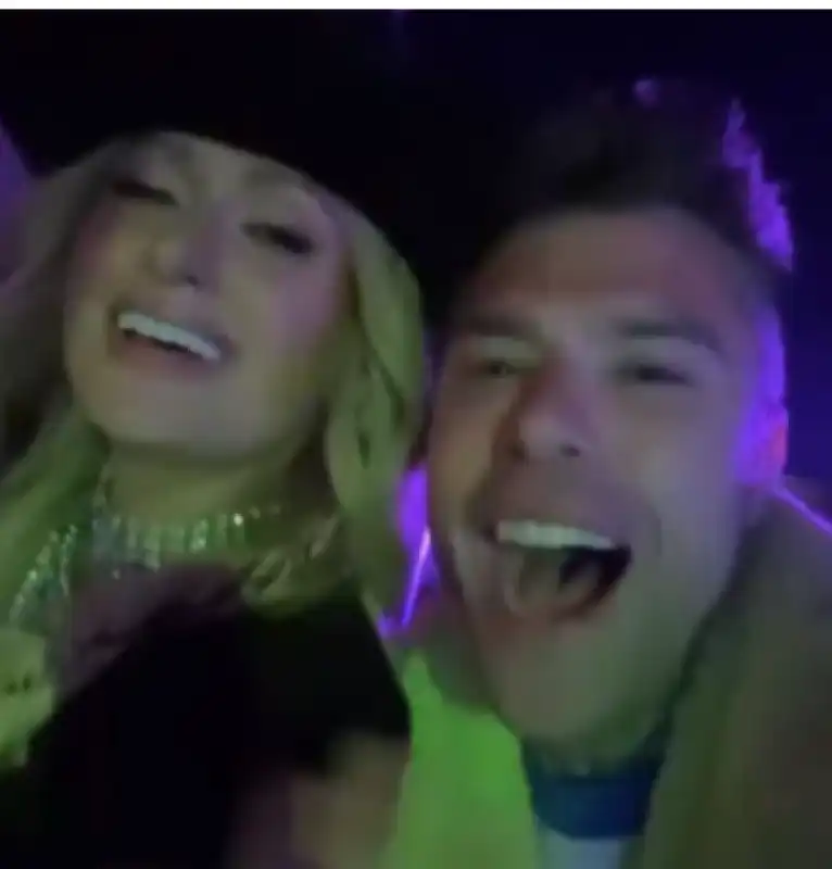 paris hilton fedez 2