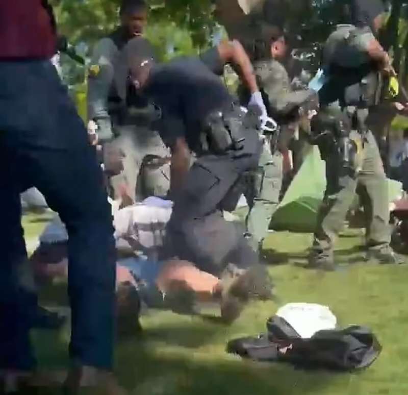 proteste pro palestina alla emory university di atlanta 5