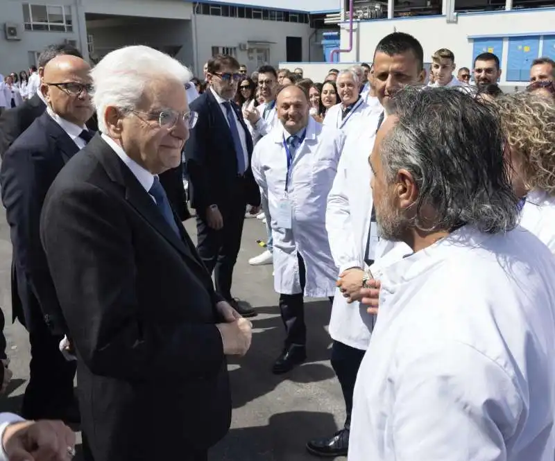 SERGIO MATTARELLA CON MARINA CALDERONE ALLO STABILIMENTO GIAS  DI COSENZA 