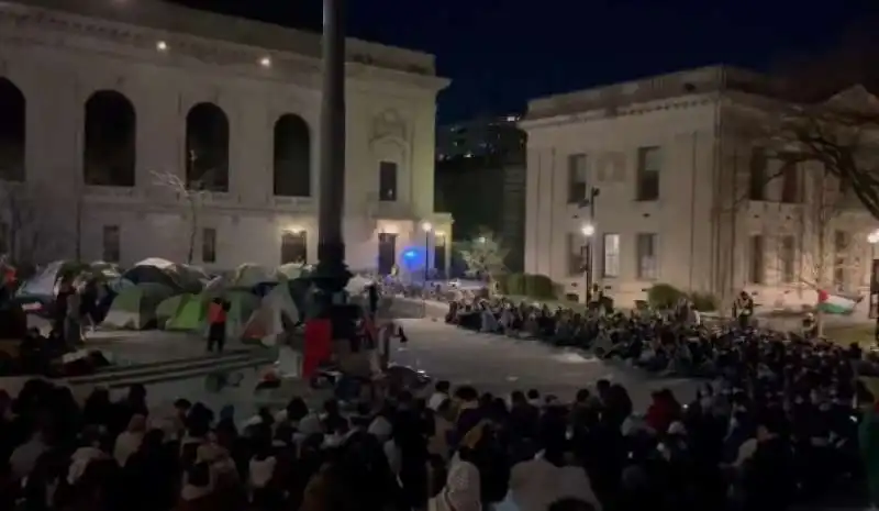 studenti pro palestina arrestati all universita di yale 8