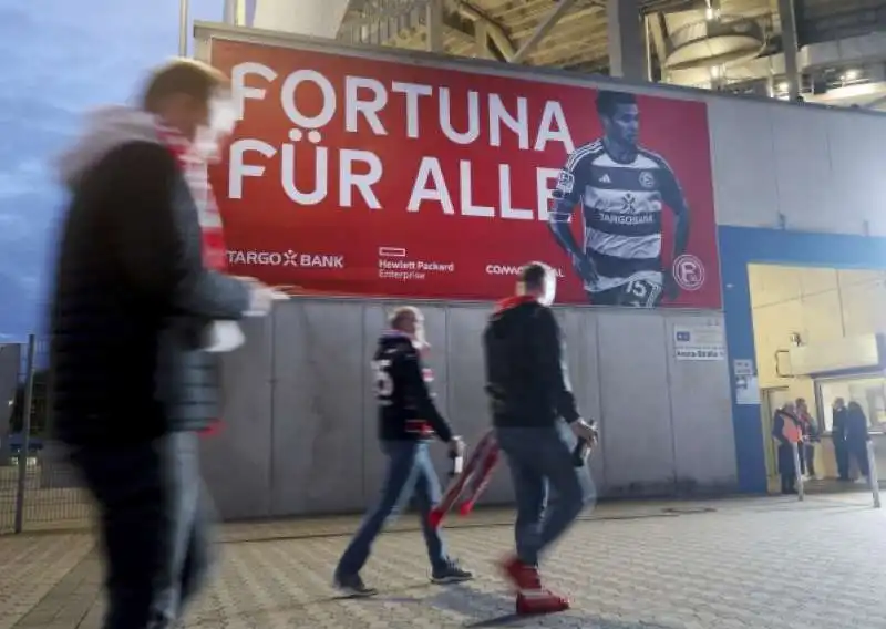 tifosi fortuna dusseldorf 4