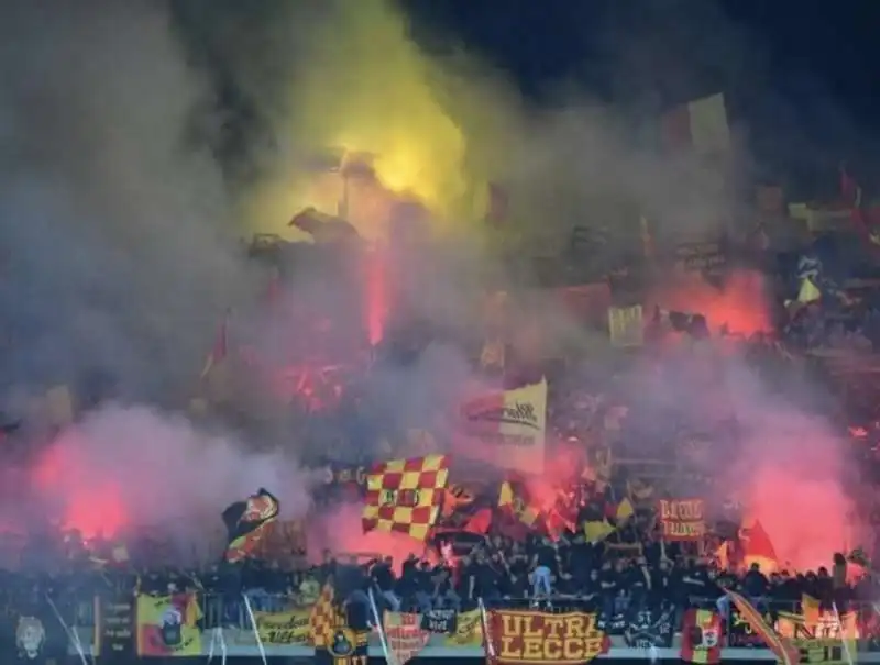 tifosi lecce   1