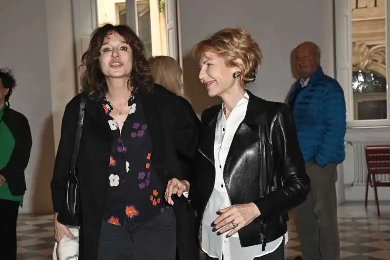 valeria golino lilli gruber (3)