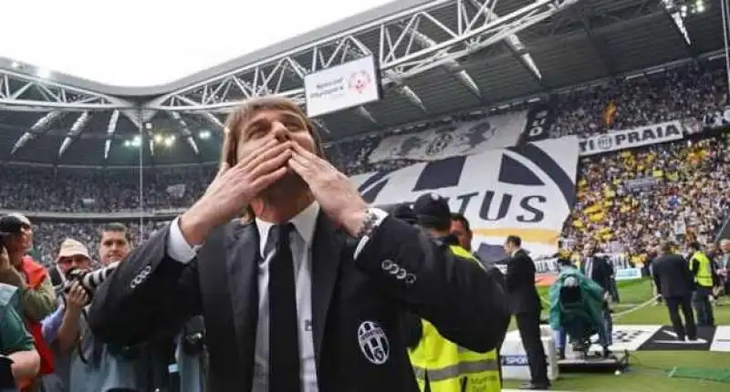 antonio conte vince lo scudetto con la juve 