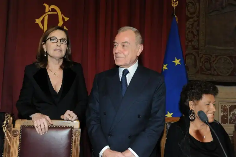 Barbara Palombelli Gianni Letta e Carla Fendi 