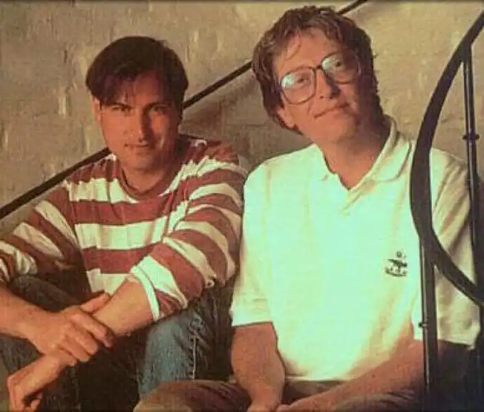 BILL GATES E STEVE JOBS