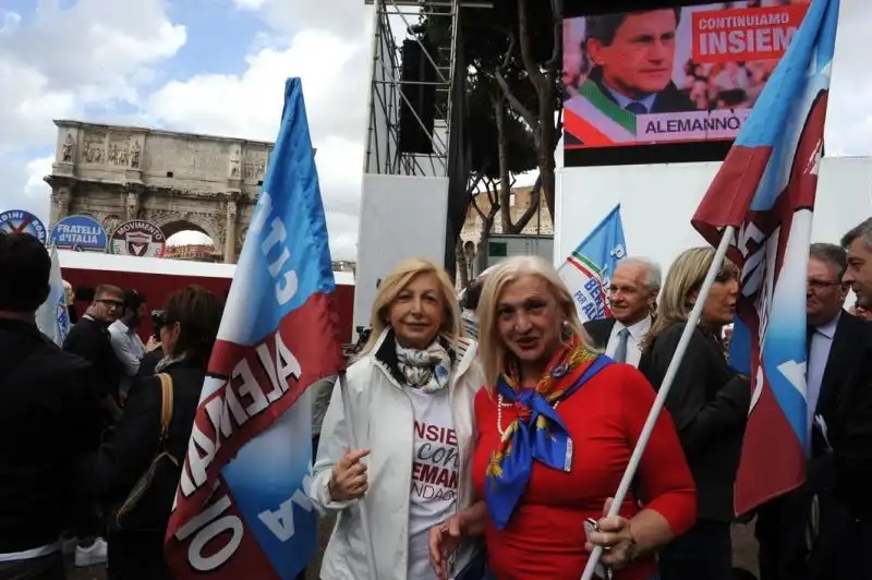 Daniela Traldi con Sara Iannone 