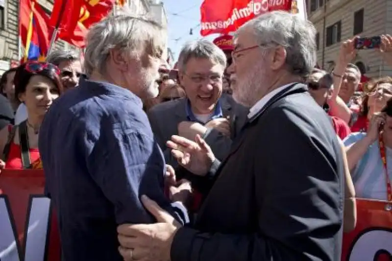 GINO STRADA LANDINI E COFFERATI AL CORTEO FIOM 