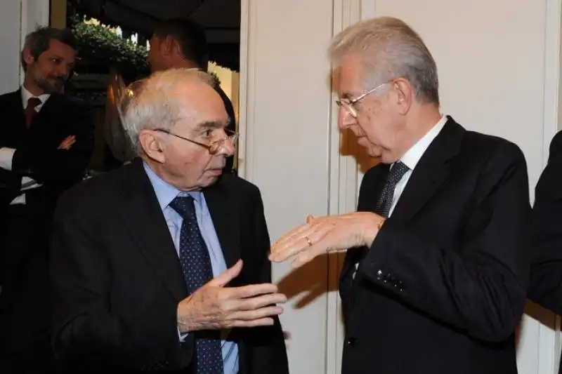 Mario Monti e Giuliano Amato 