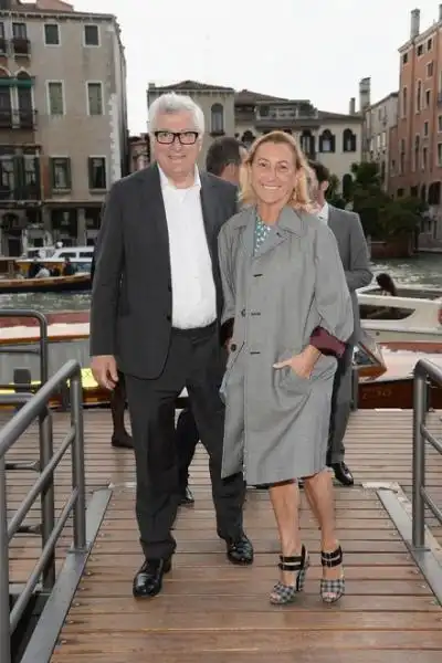 MIUCCIA PRADA E PATRIZIO BERTELLI ARRIVANO A CA CORNER 